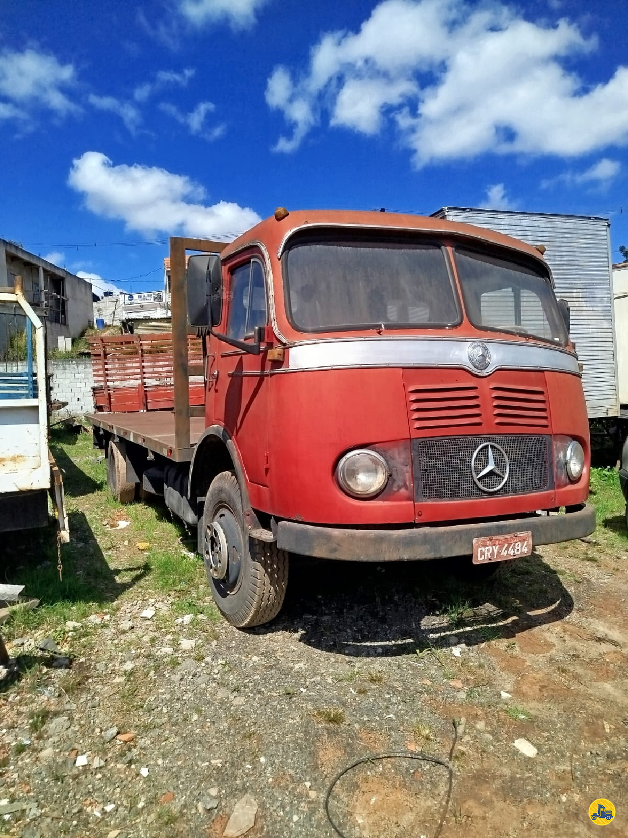 CAMINHAO MERCEDES-BENZ MB LP 321 Plataforma Toco 4x2 Edmilson Caminhões Usados UMUARAMA PARANÁ PR